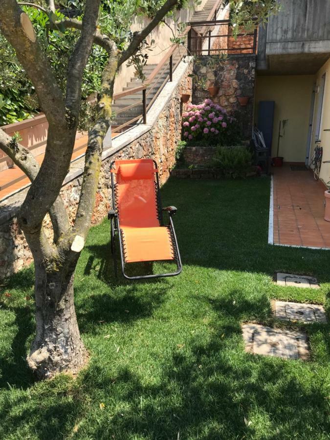 Appartamento Lago Di Garda Albisano Тори дел Бенако Екстериор снимка